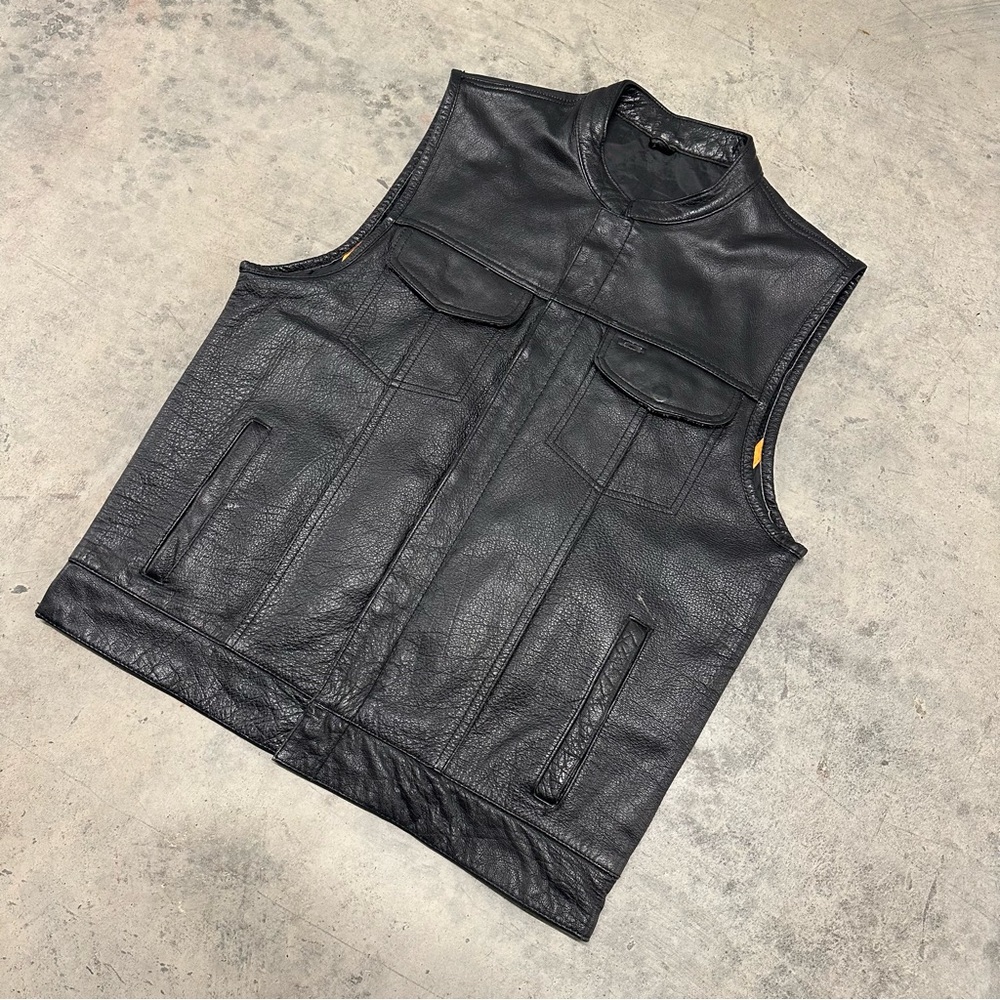 Milwaukee Leathers Mens Conceal Leather Biker Vest - Picture 2 of 8